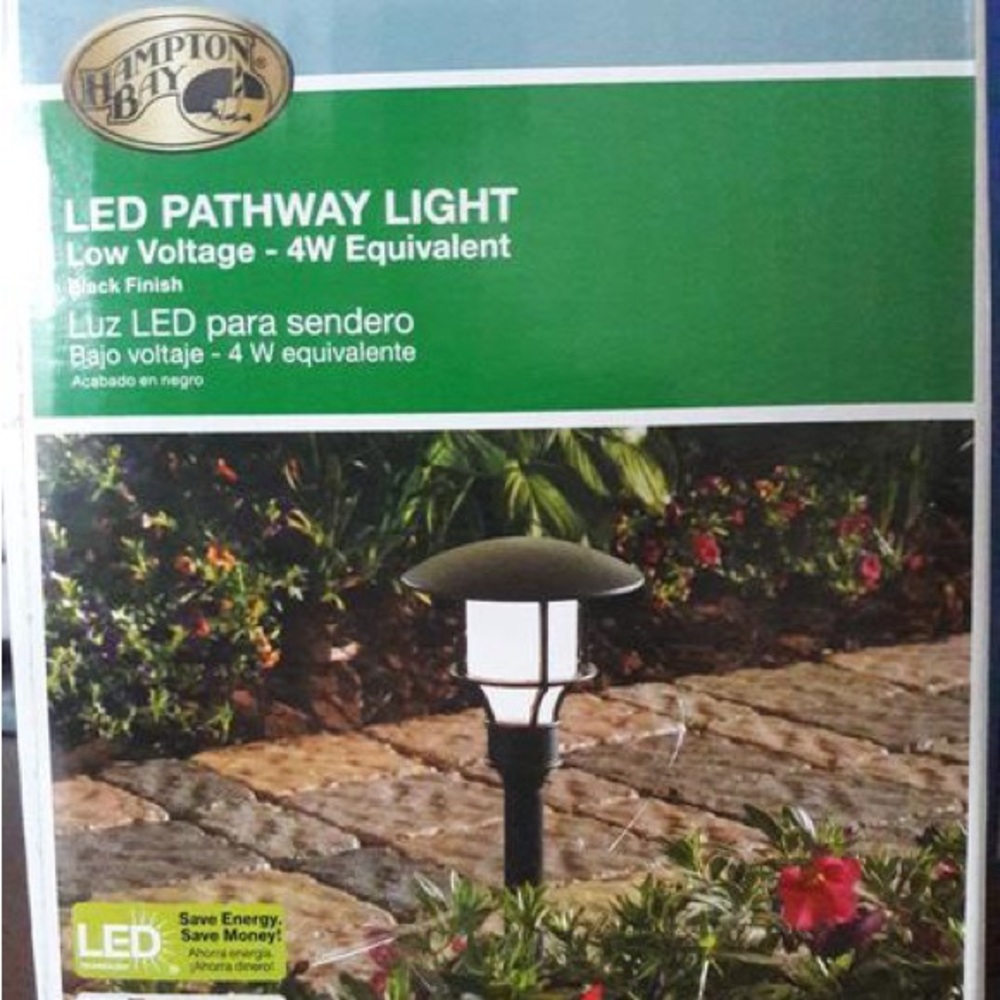 NWOT’s Hampton Bay Black Outdoor Integrated LED Outdoor Landscape Pathway Light
